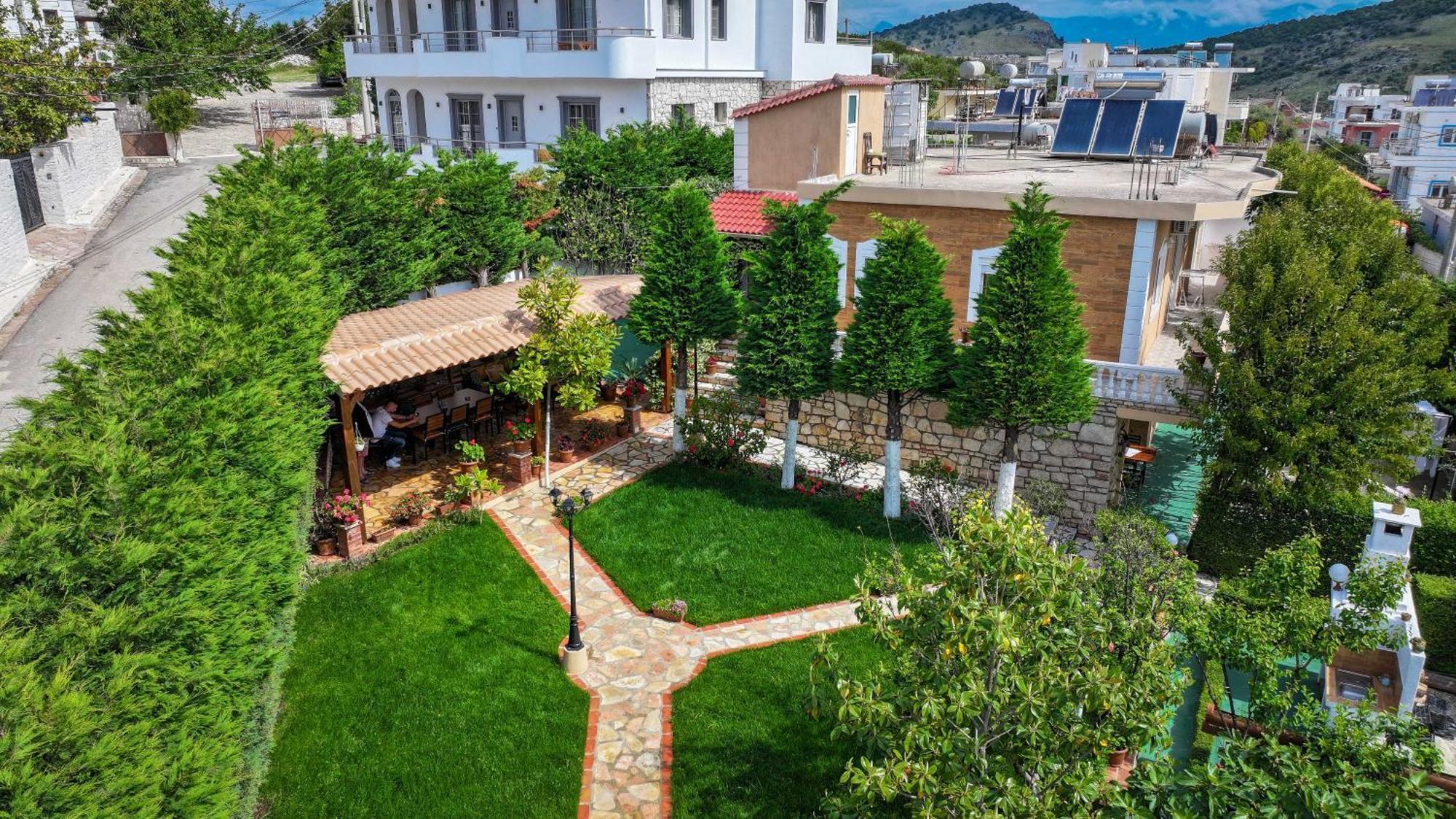 Villa M Cako Ksamil Esterno foto