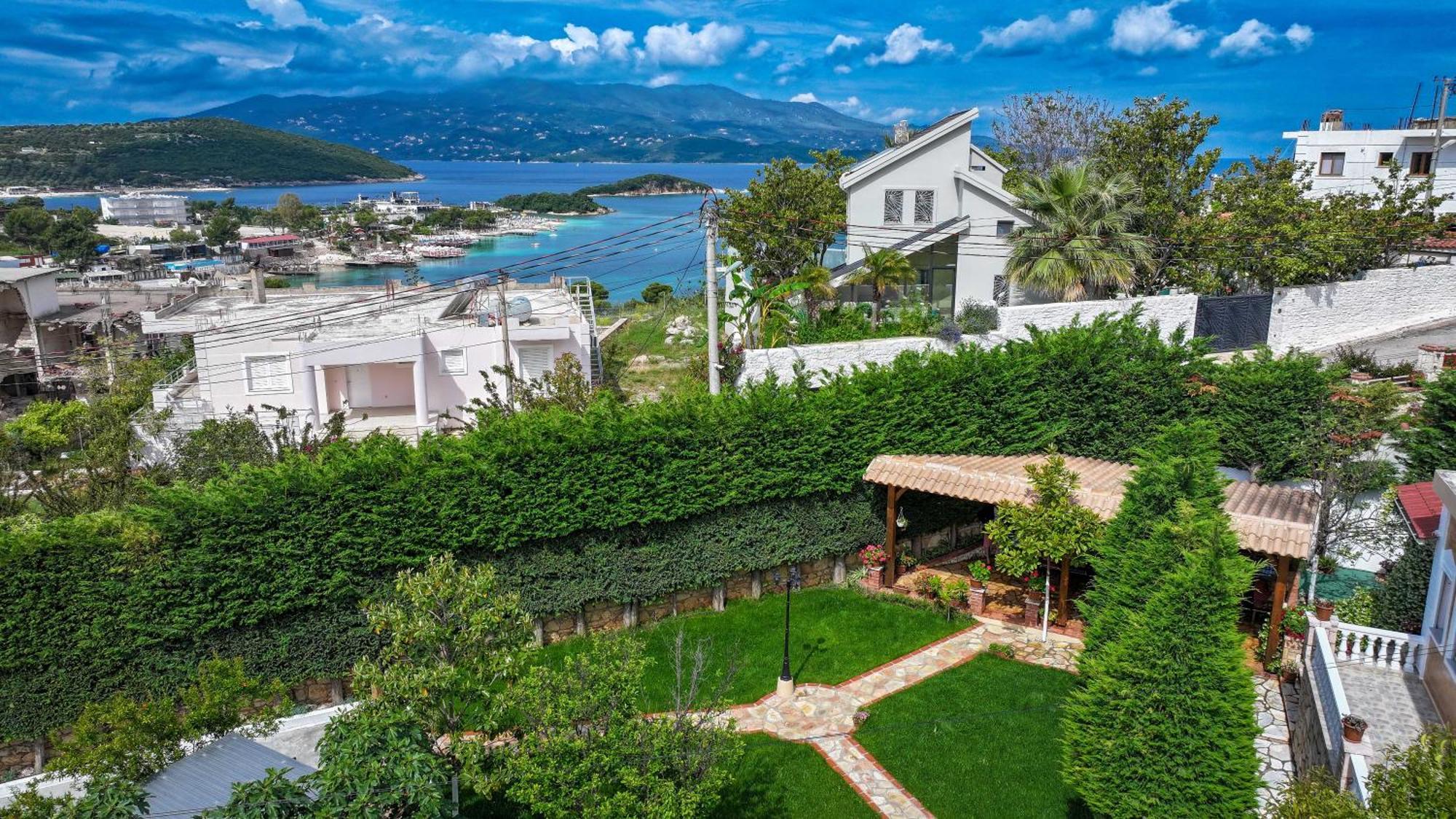 Villa M Cako Ksamil Esterno foto